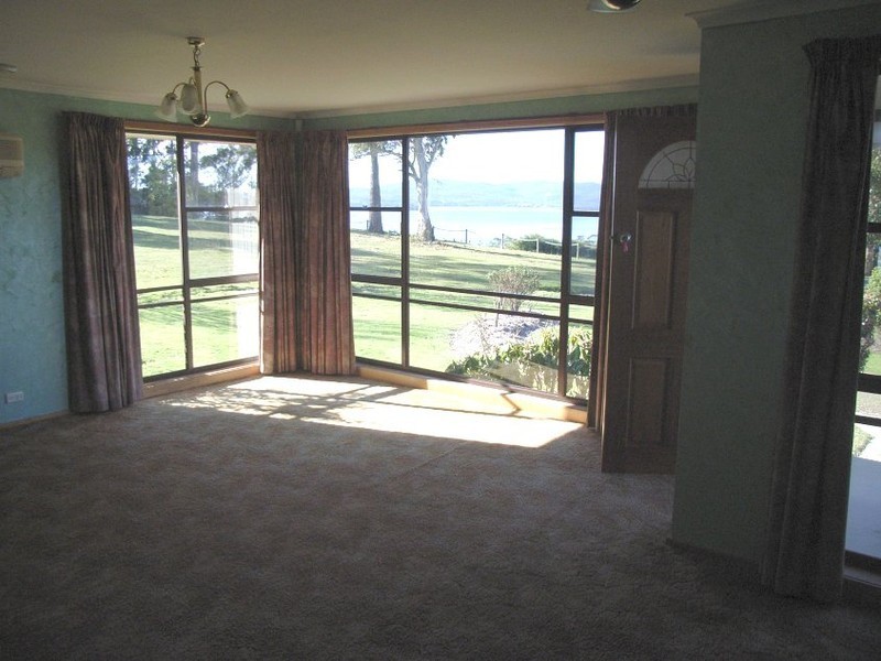 10  Augustus Street, Beauty Point TAS 7270