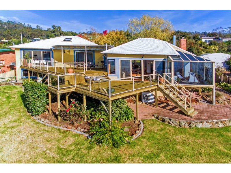 27 Paringa Ave, Lanena TAS 7275