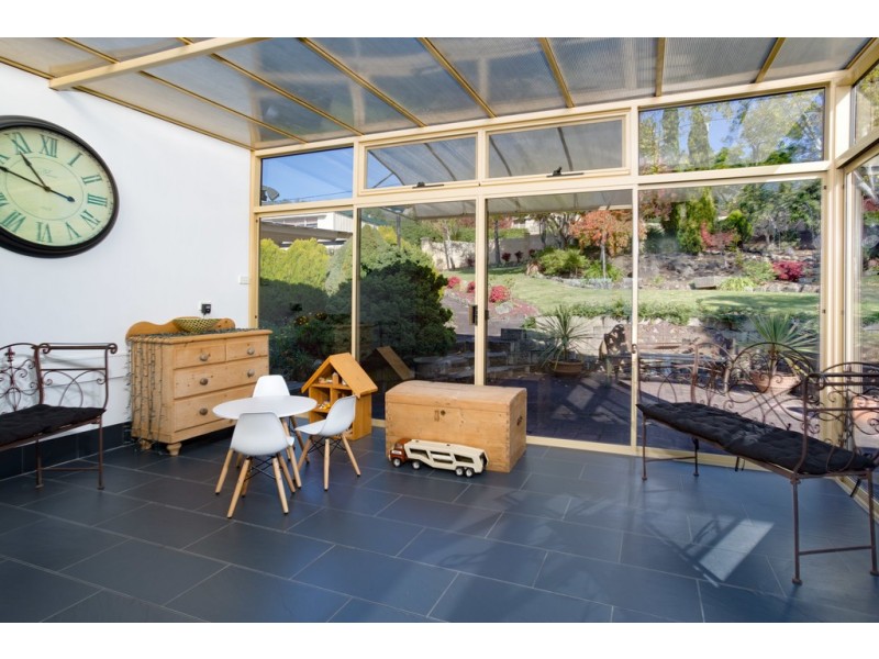 27 Paringa Ave, Lanena TAS 7275