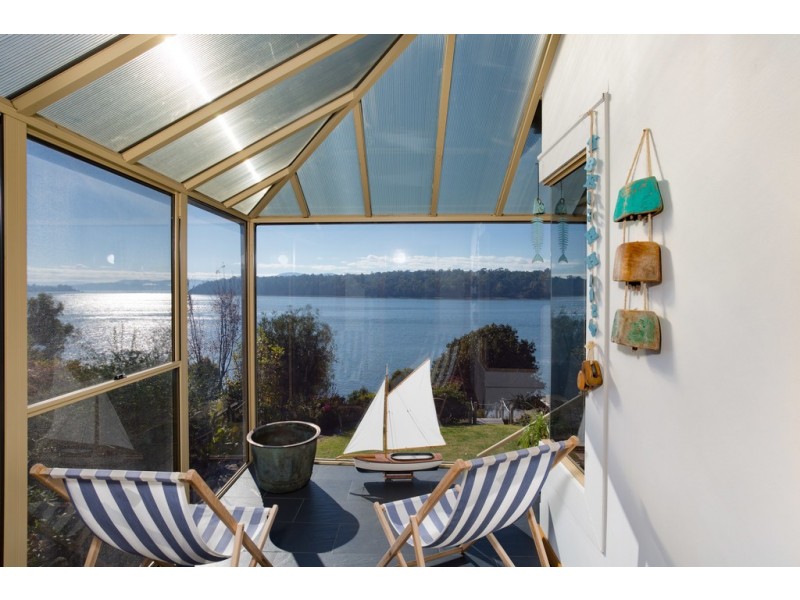 27 Paringa Ave, Lanena TAS 7275