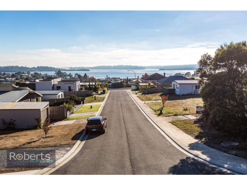 10 Cosgrove Court, Beauty Point TAS 7270