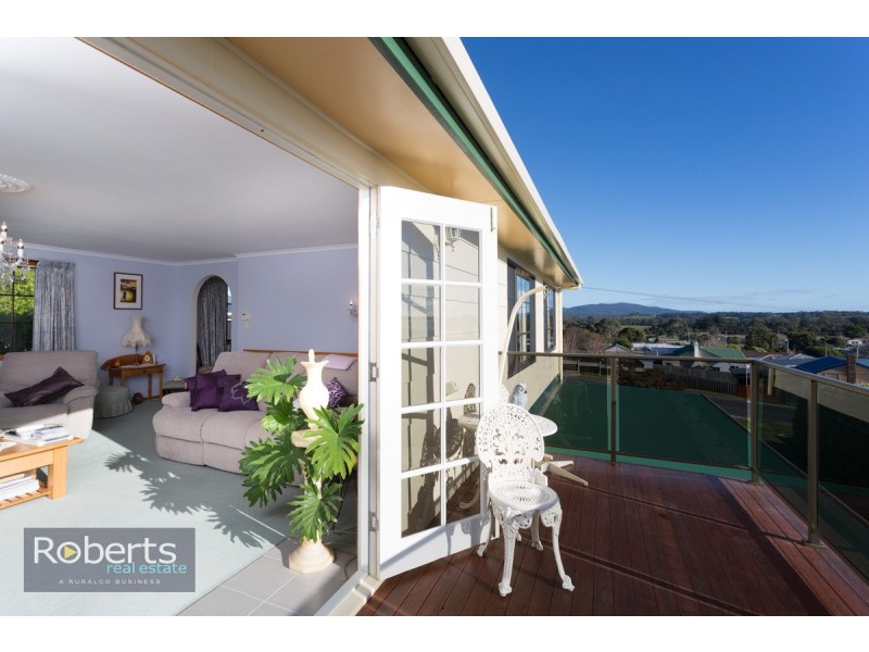 152 Charles Street, Beauty Point TAS 7270