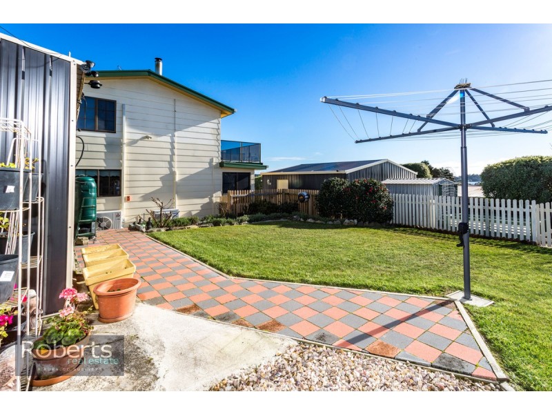152 Charles Street, Beauty Point TAS 7270