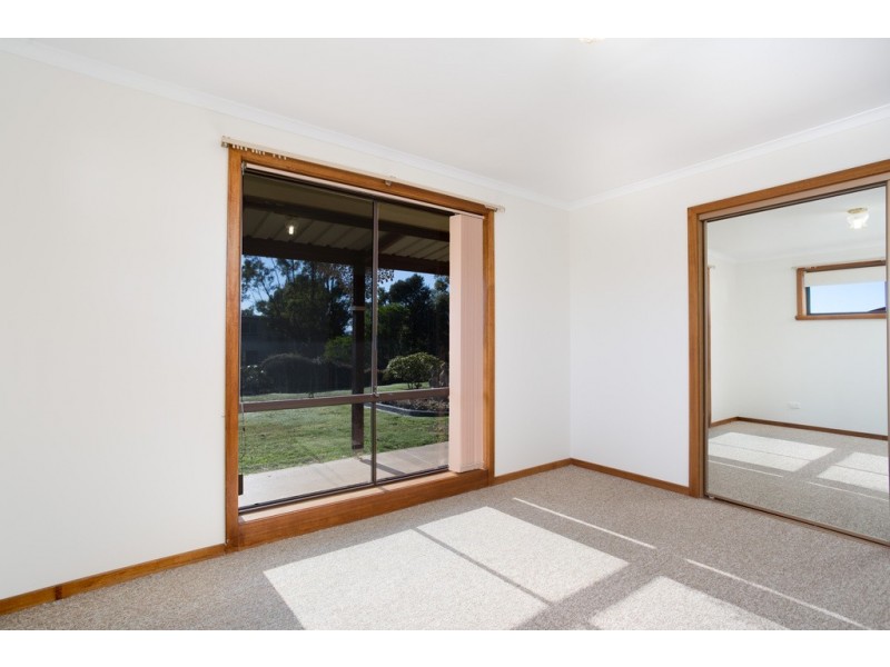 21 Ernest Street, Beauty Point TAS 7270