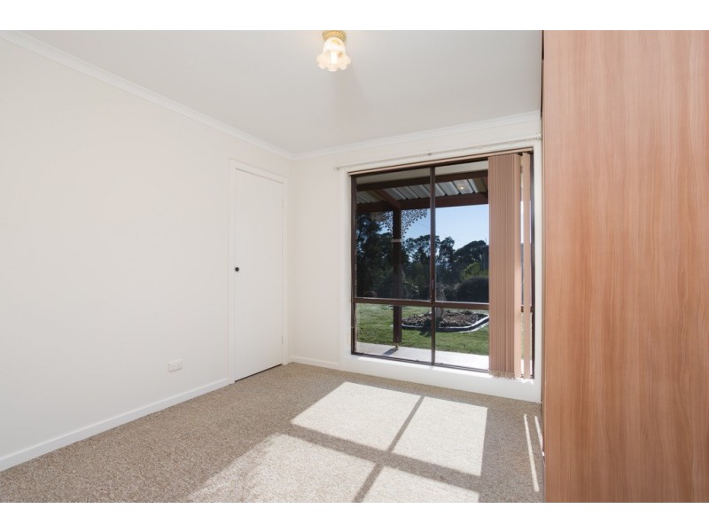 21 Ernest Street, Beauty Point TAS 7270