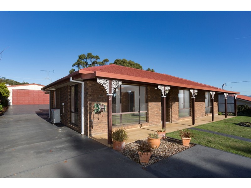 21 Ernest Street, Beauty Point TAS 7270