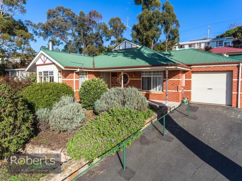 19 Delamere Cres, Trevallyn TAS 7250