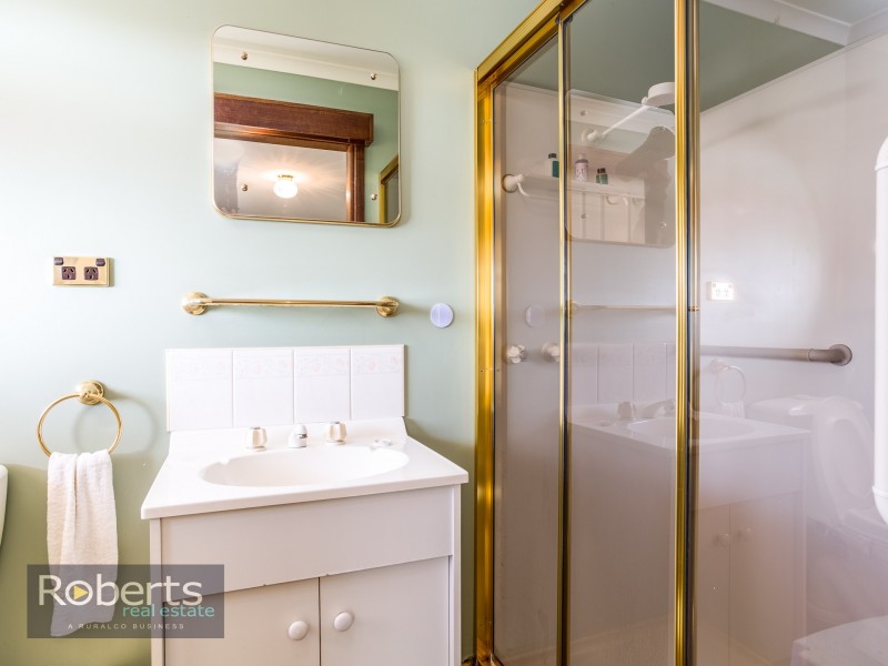 19 Delamere Cres, Trevallyn TAS 7250