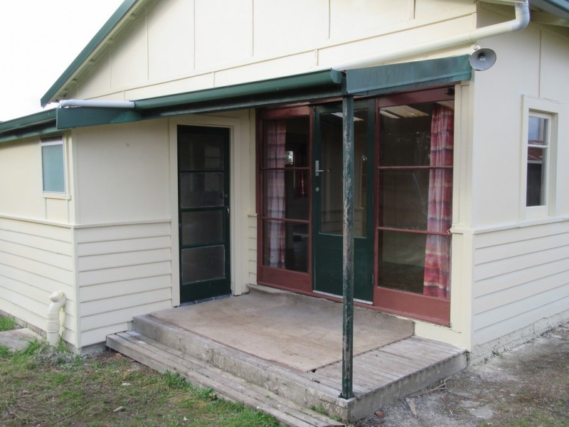 7 Lenborough Street, Beauty Point TAS 7270