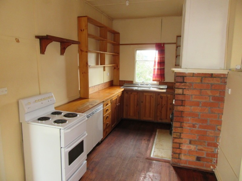 7 Lenborough Street, Beauty Point TAS 7270