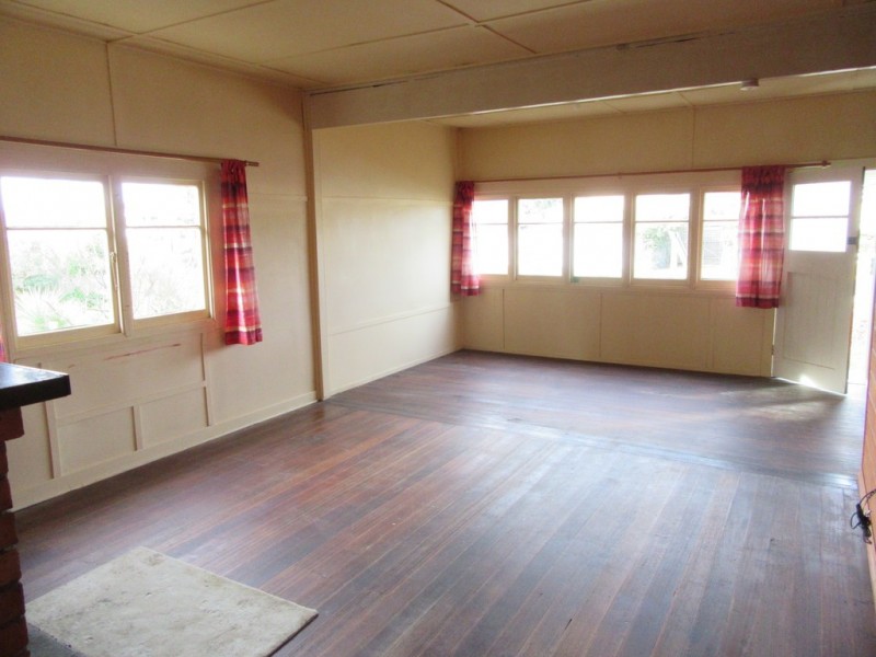 7 Lenborough Street, Beauty Point TAS 7270