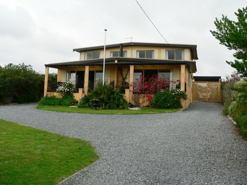 130 Sunset Boulevard, Clarence Point TAS 7270