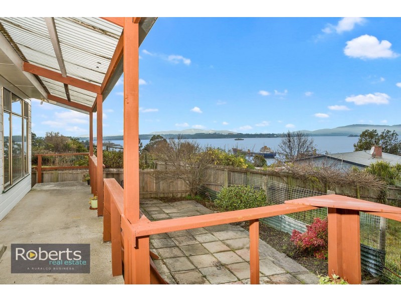 80a Robert Street, Beauty Point TAS 7270