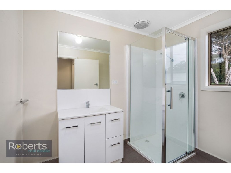 80a Robert Street, Beauty Point TAS 7270