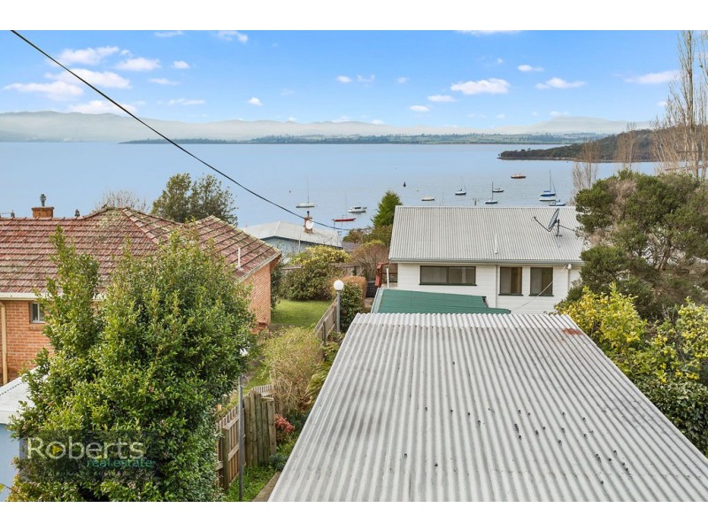 80a Robert Street, Beauty Point TAS 7270