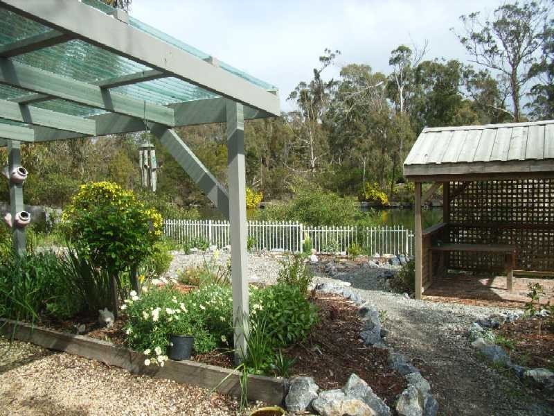 15 Swan Point Esplanade, Swan Point TAS 7275
