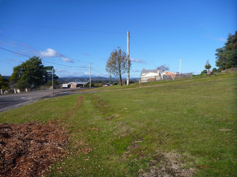 17 Bolton Street, Beaconsfield TAS 7270