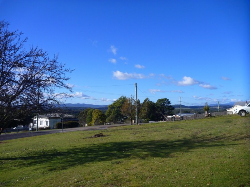 17 Bolton Street, Beaconsfield TAS 7270
