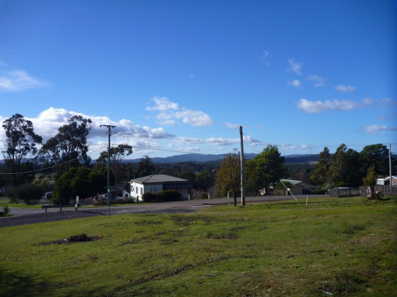 17 Bolton Street, Beaconsfield TAS 7270