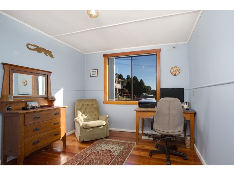 16 Brooklyn Street, Beaconsfield TAS 7270
