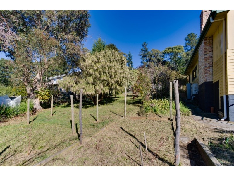 16 Brooklyn Street, Beaconsfield TAS 7270