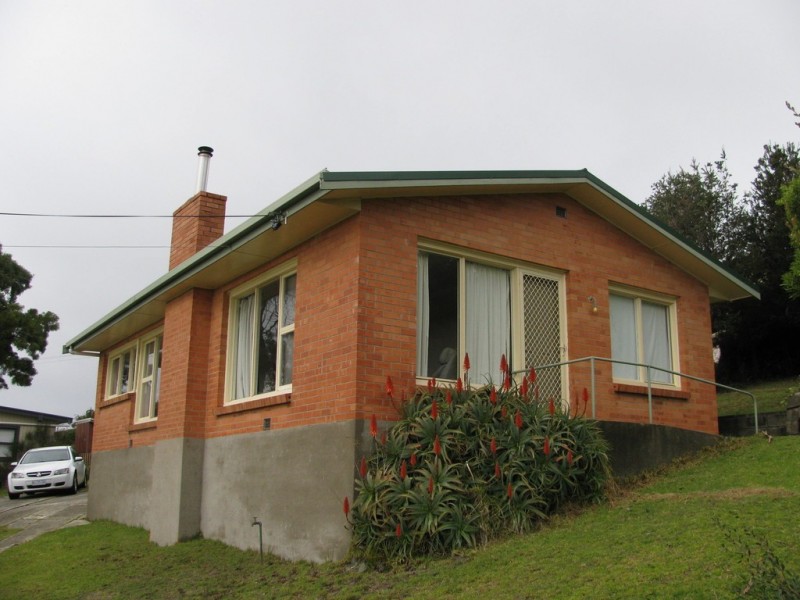 26 Beach Crescent, Greens Beach TAS 7270