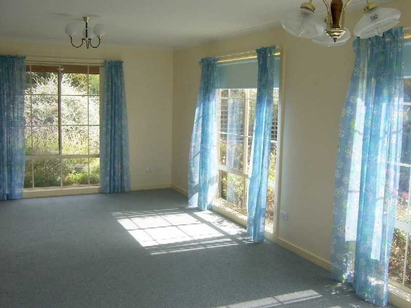 16 Garrett Street, Beauty Point TAS 7270