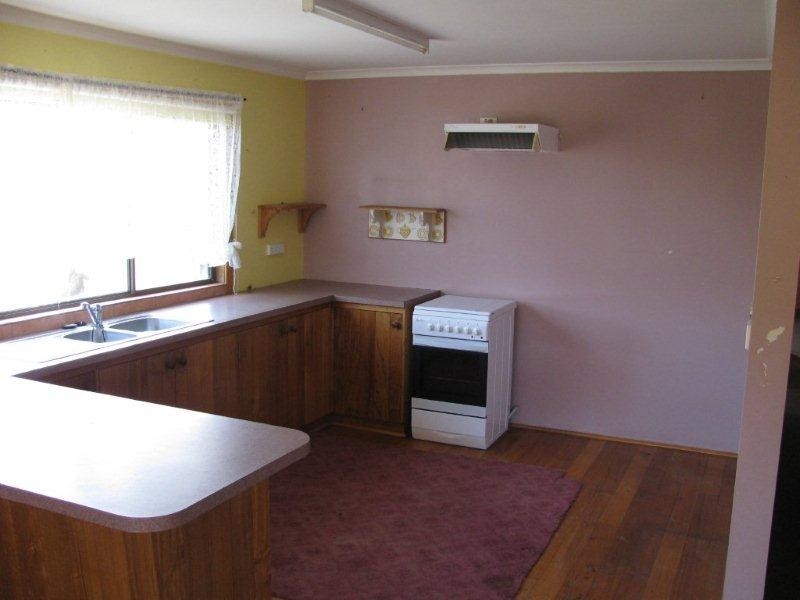 98 Sunset Boulevard, Clarence Point TAS 7270