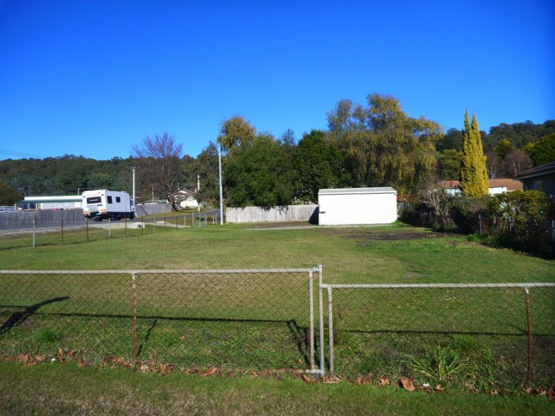 69 Weld Street, Beaconsfield TAS 7270