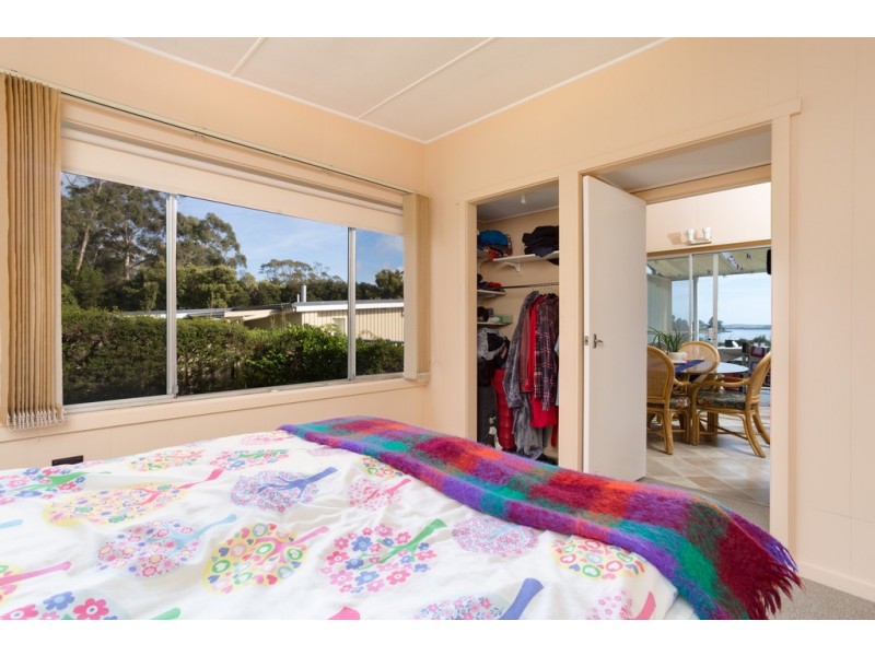 71 Sunset Blvd, Clarence Point TAS 7270