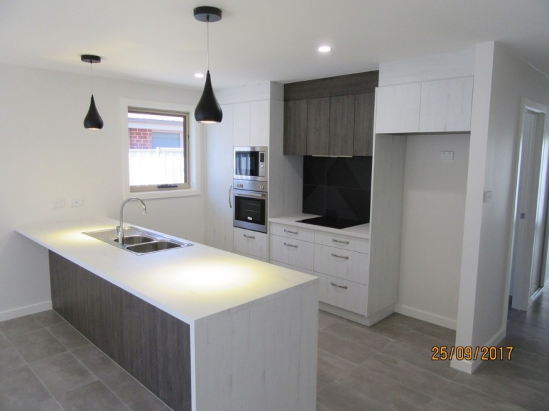 2/82a Main Road, Exeter TAS 7275