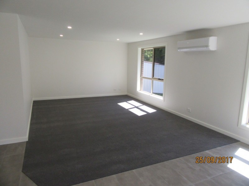 2/82a Main Road, Exeter TAS 7275