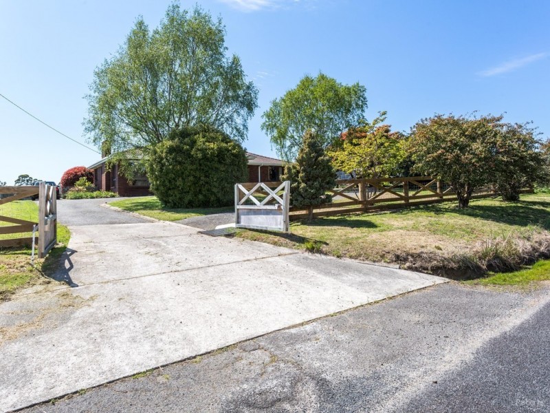 111 Loop Road, Glengarry TAS 7275