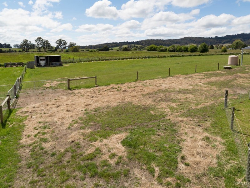 111 Loop Road, Glengarry TAS 7275