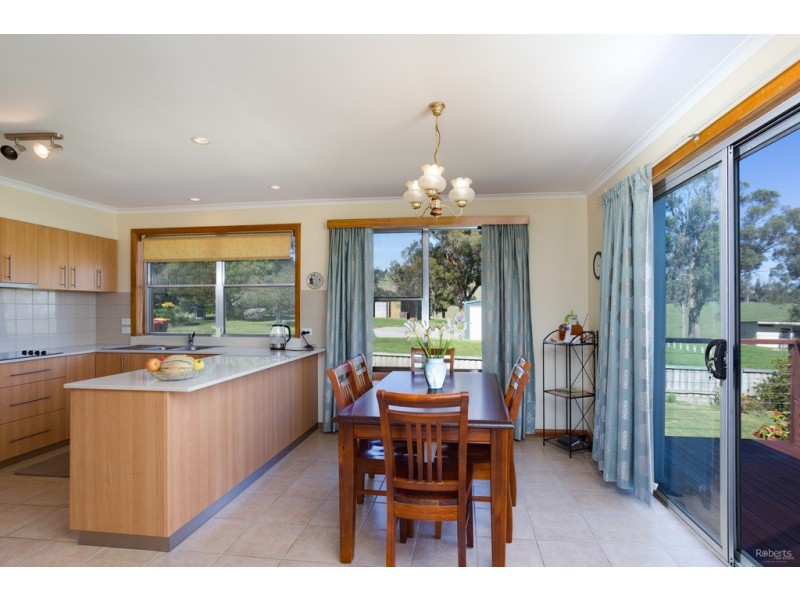 195 Los Angelos Road, Swan Bay TAS 7252
