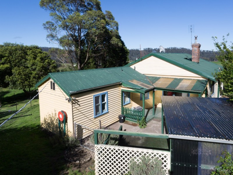12 Quigleys Road, Holwell TAS 7275