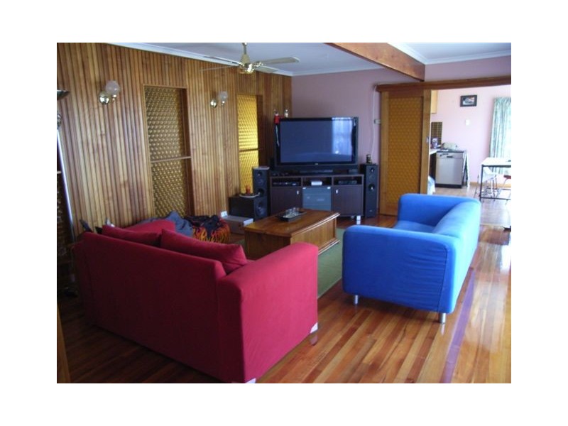 2 Taree Crescent, Gravelly Beach TAS 7276
