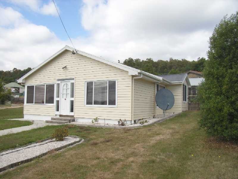 69 Douglas Street, Beaconsfield TAS 7270