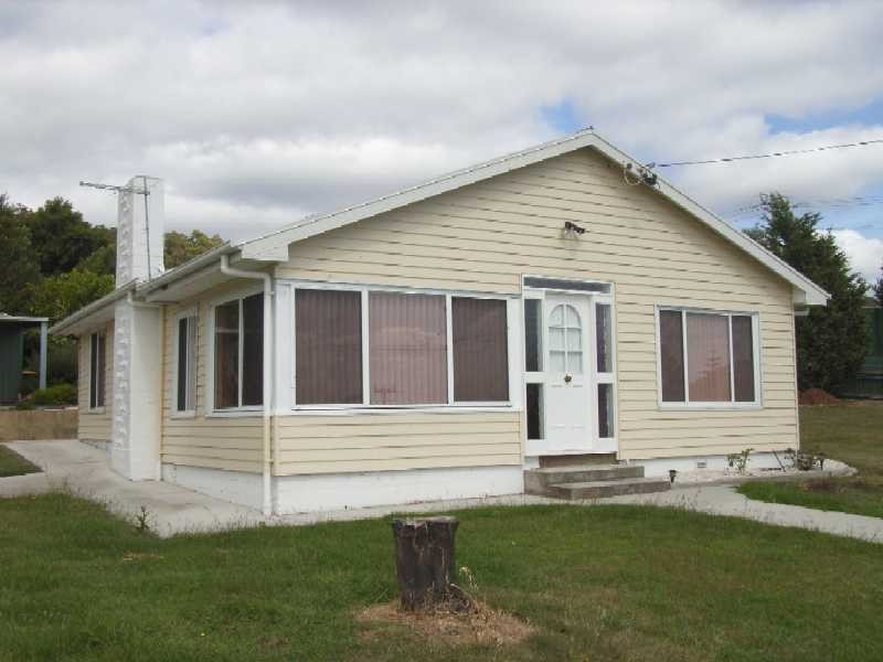 69 Douglas Street, Beaconsfield TAS 7270