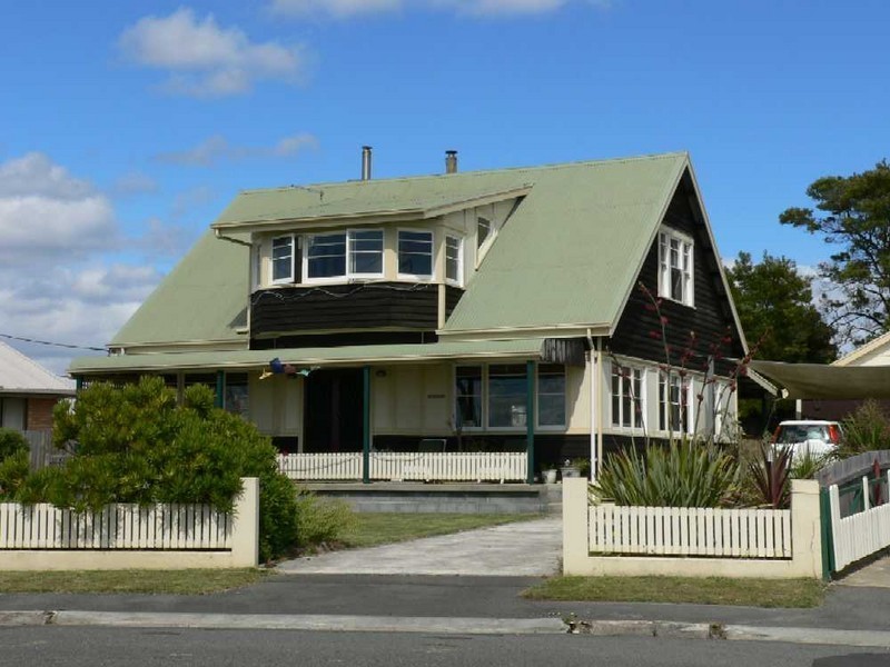 13 Esplanade, Beauty Point TAS 7270