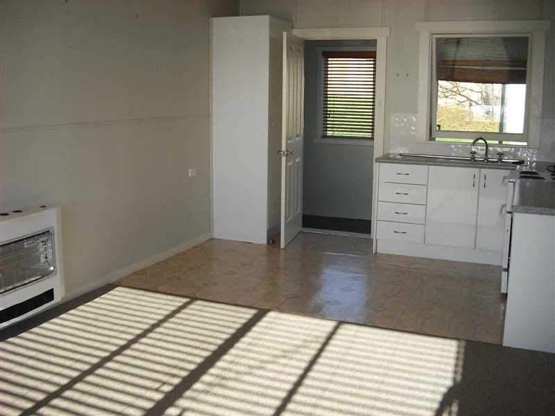 3 Ernest Street, Beauty Point TAS 7270