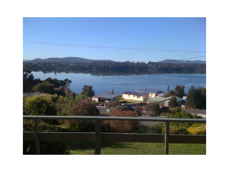 62 Sunset Boulevard, Clarence Point TAS 7270