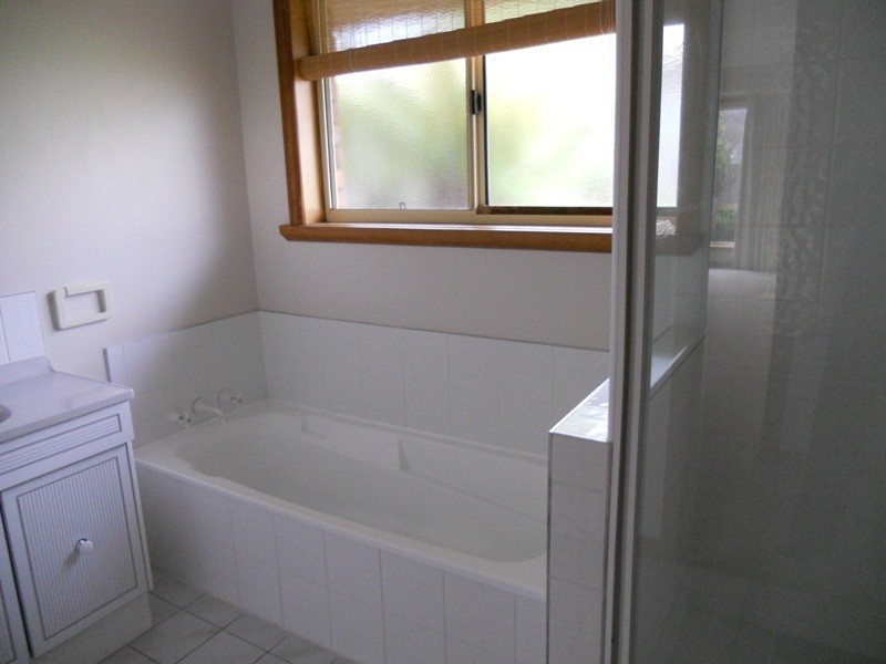 2/16  McCullagh Court, Legana TAS 7277