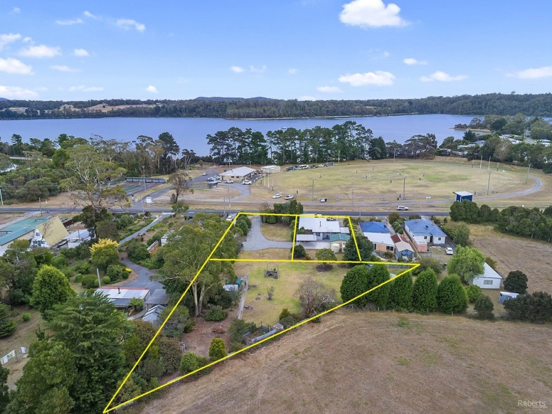 19 West Arm Road, Beauty Point TAS 7270
