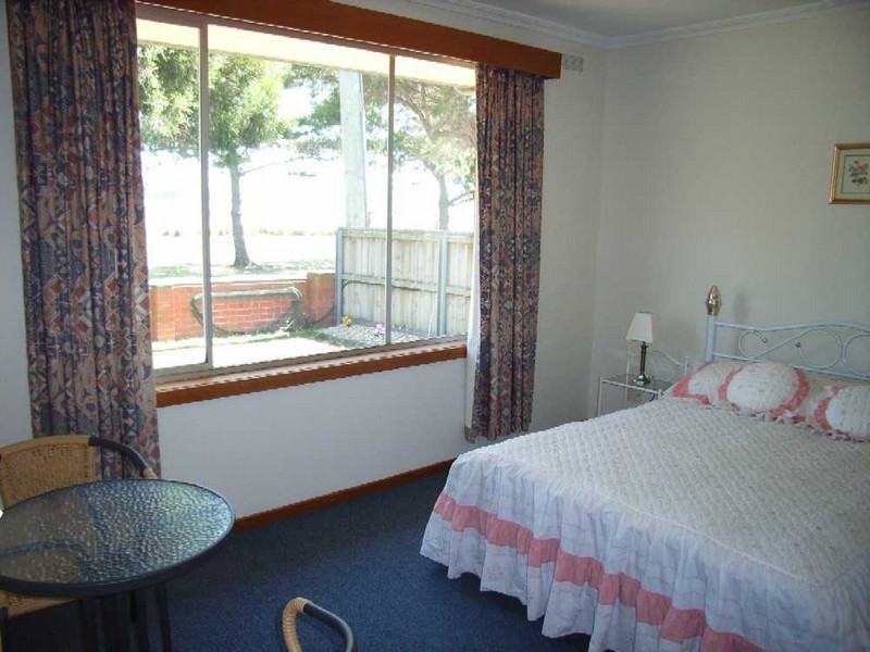 32 Esplanade North, George Town TAS 7253