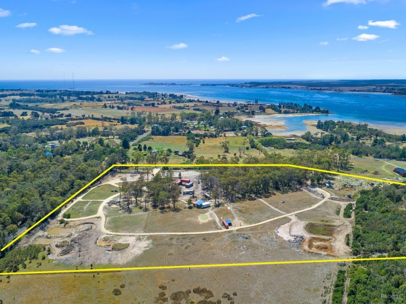 6 Bevic Road, Clarence Point TAS 7270