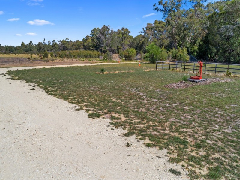 6 Bevic Road, Clarence Point TAS 7270