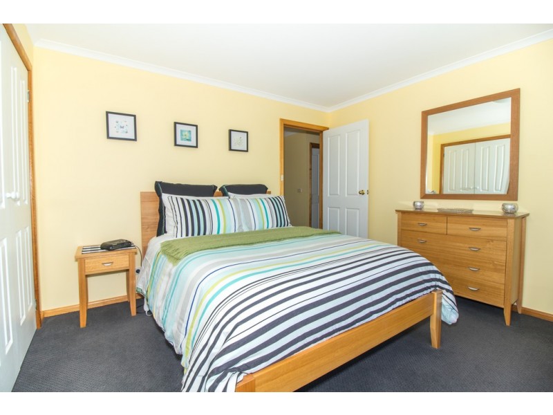 14 Top Road, Greens Beach TAS 7270