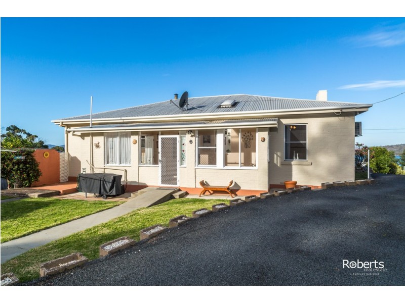 4 Crozier Street, Beauty Point TAS 7270