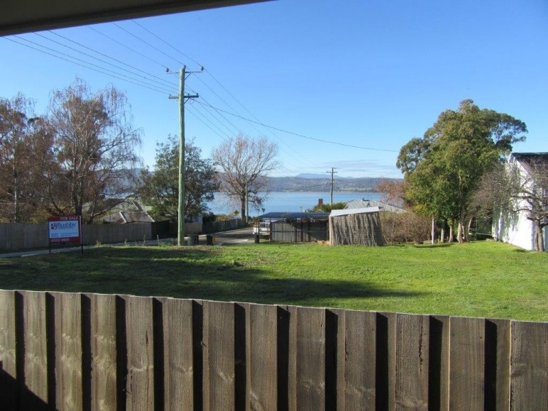 5 Taroona Street, Gravelly Beach TAS 7276
